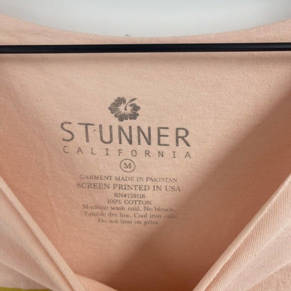 Stunner California Women's Raw Hem Cropped T-Shirt-Buff Pink/Rainbow-Size Medium - Picture 2 of 3